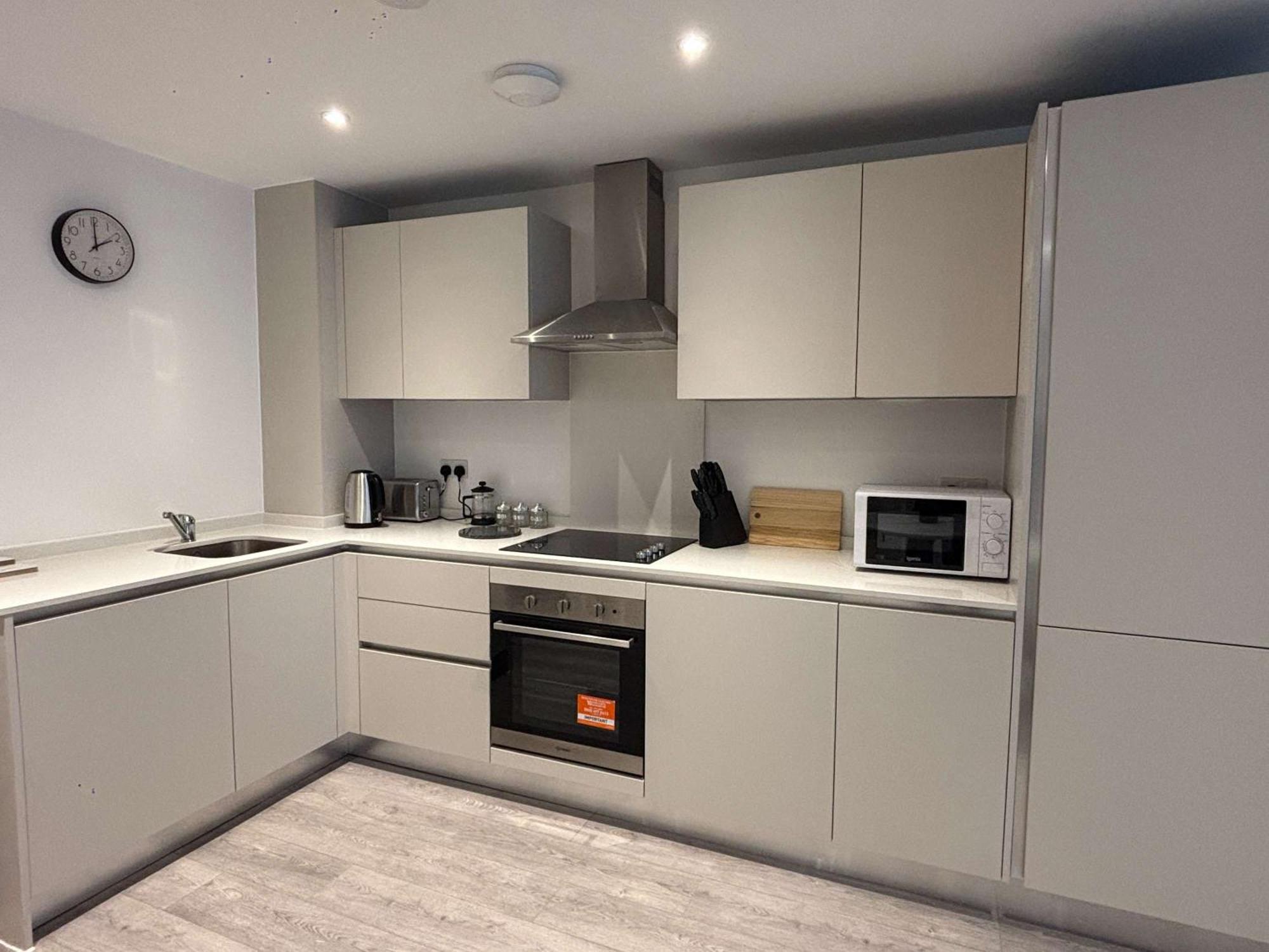 Stylish 1-bedroom Sleep 3 In Apartment Birmingham