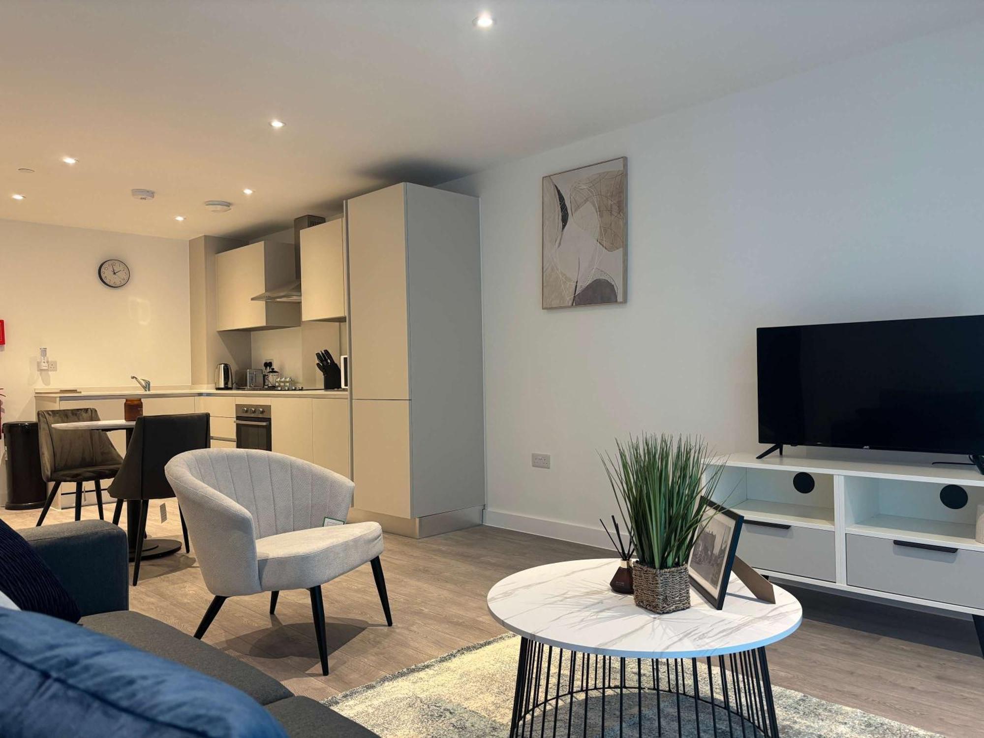 Stylish 1-bedroom Sleep 3 In Apartment *